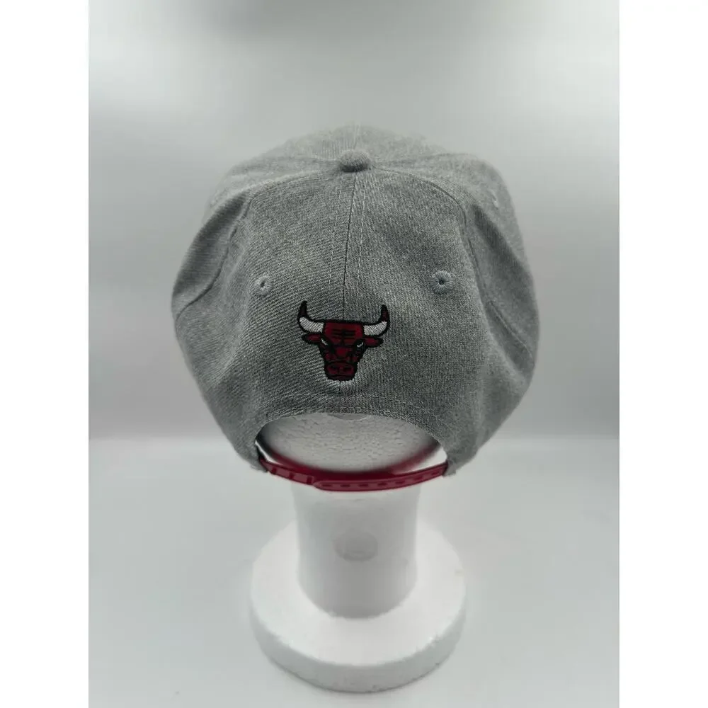 Chicago Bulls NBA Ultra Game Snapback Adjustable Hat/Cap